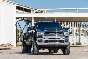 Ram 3500 Suspension Lift Kit - Rough Country - 5 Inch - '19-'24